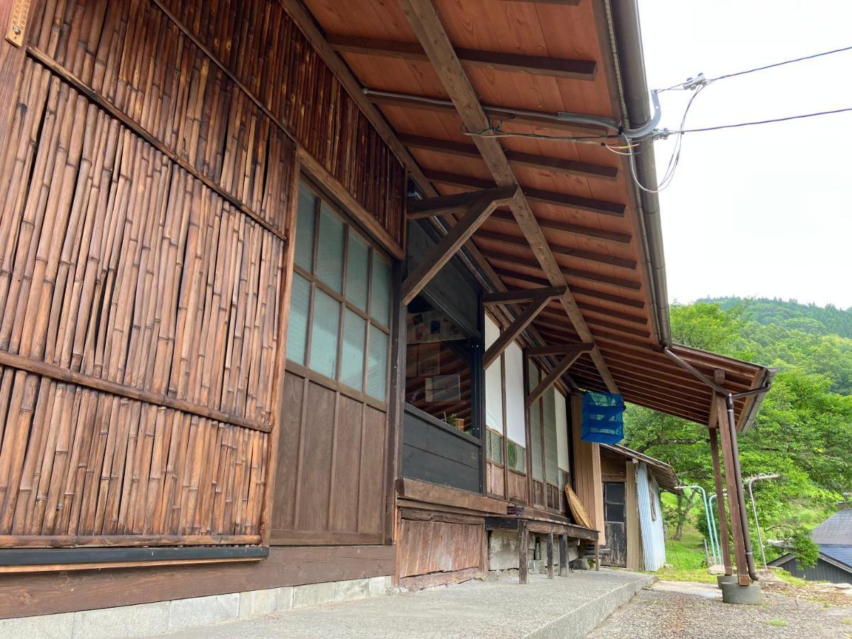 Guesthouse Boro-Ya Otoyocho Ngoại thất bức ảnh